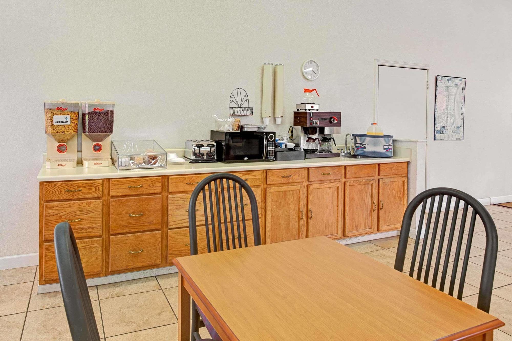 Knights Inn Cartersville Zewnętrze zdjęcie